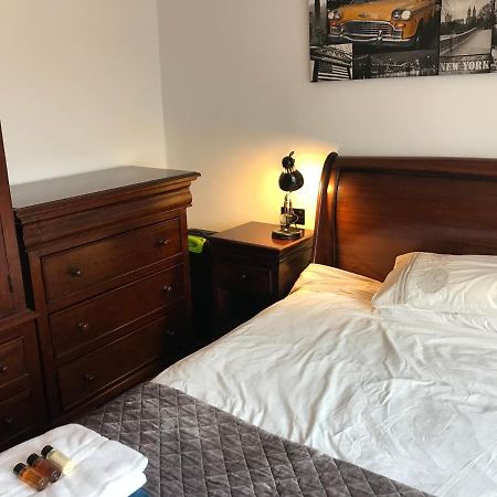 Amazing Quiet Garden House Near London Luton Airport Διαμέρισμα Εξωτερικό φωτογραφία