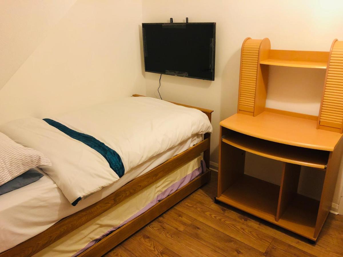 Amazing Quiet Garden House Near London Luton Airport Διαμέρισμα Εξωτερικό φωτογραφία