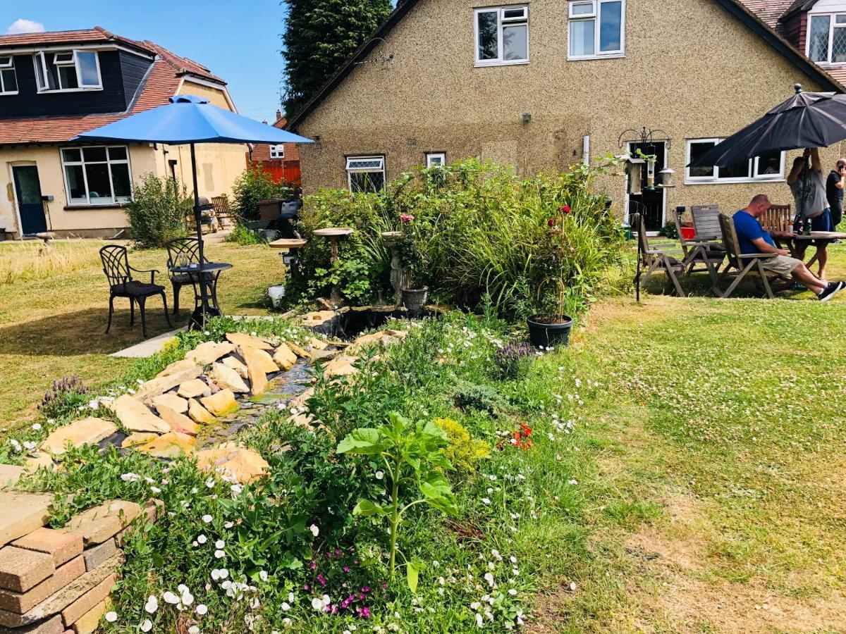 Amazing Quiet Garden House Near London Luton Airport Διαμέρισμα Εξωτερικό φωτογραφία