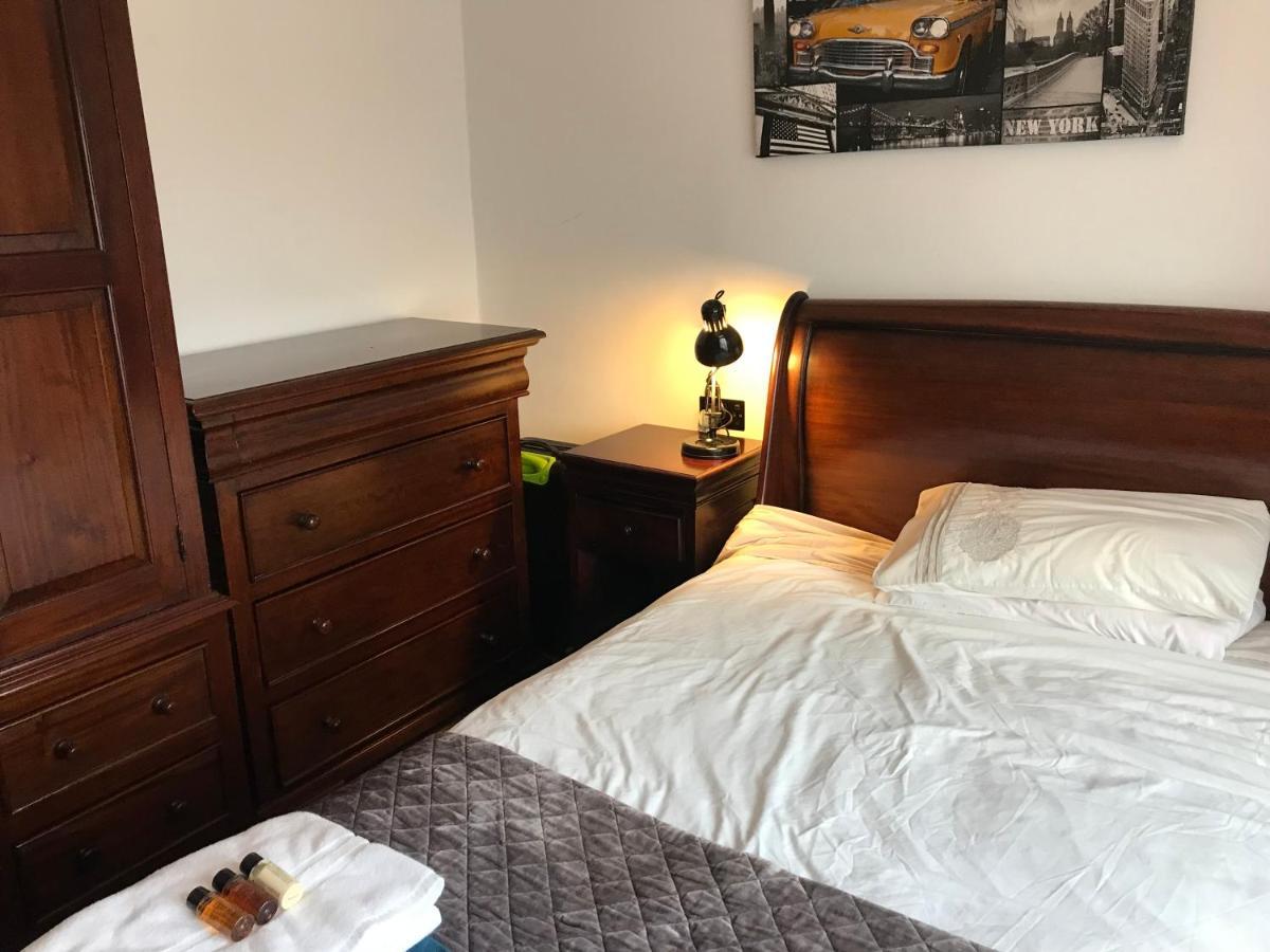 Amazing Quiet Garden House Near London Luton Airport Διαμέρισμα Εξωτερικό φωτογραφία